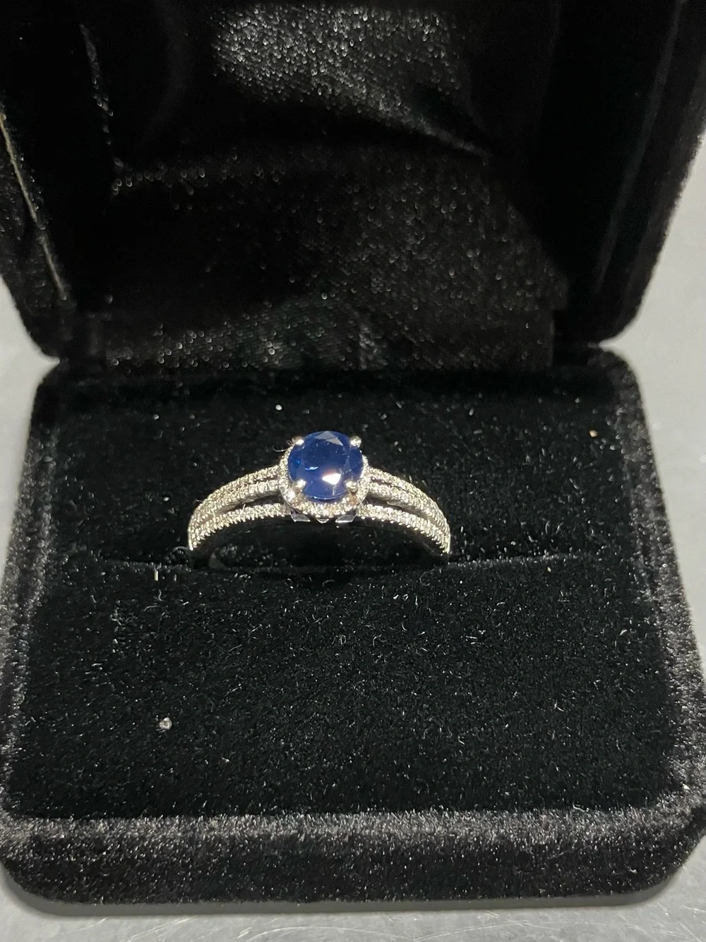 N/A elegant ring